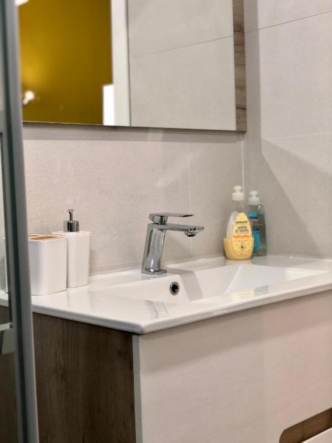 Catedral Apartamentos Parking メリダ エクステリア 写真