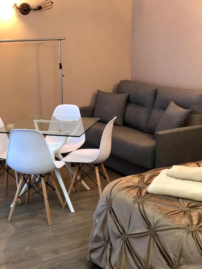 Catedral Apartamentos Parking メリダ エクステリア 写真