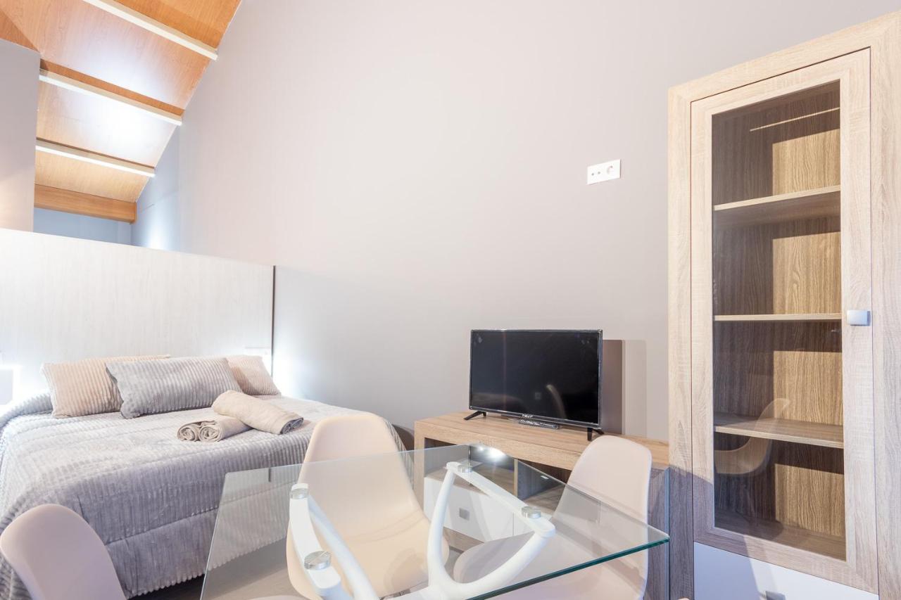 Catedral Apartamentos Parking メリダ エクステリア 写真